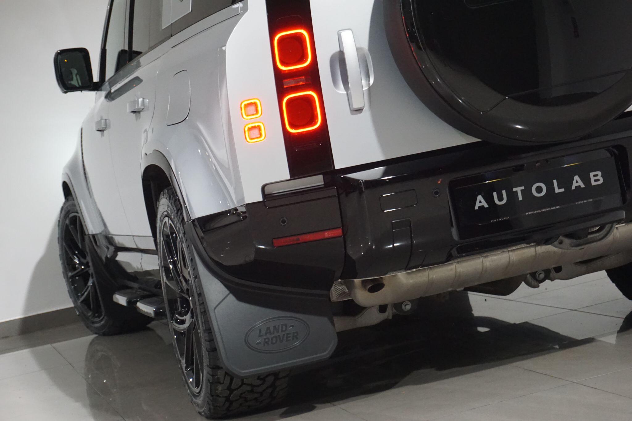 Land Rover Defender 110 2.0 P400e 15.4kWh XS Edition SUV 5dr Petrol Plug-in Hybrid Auto 4WD Euro 6 (s/s) (404 ps)